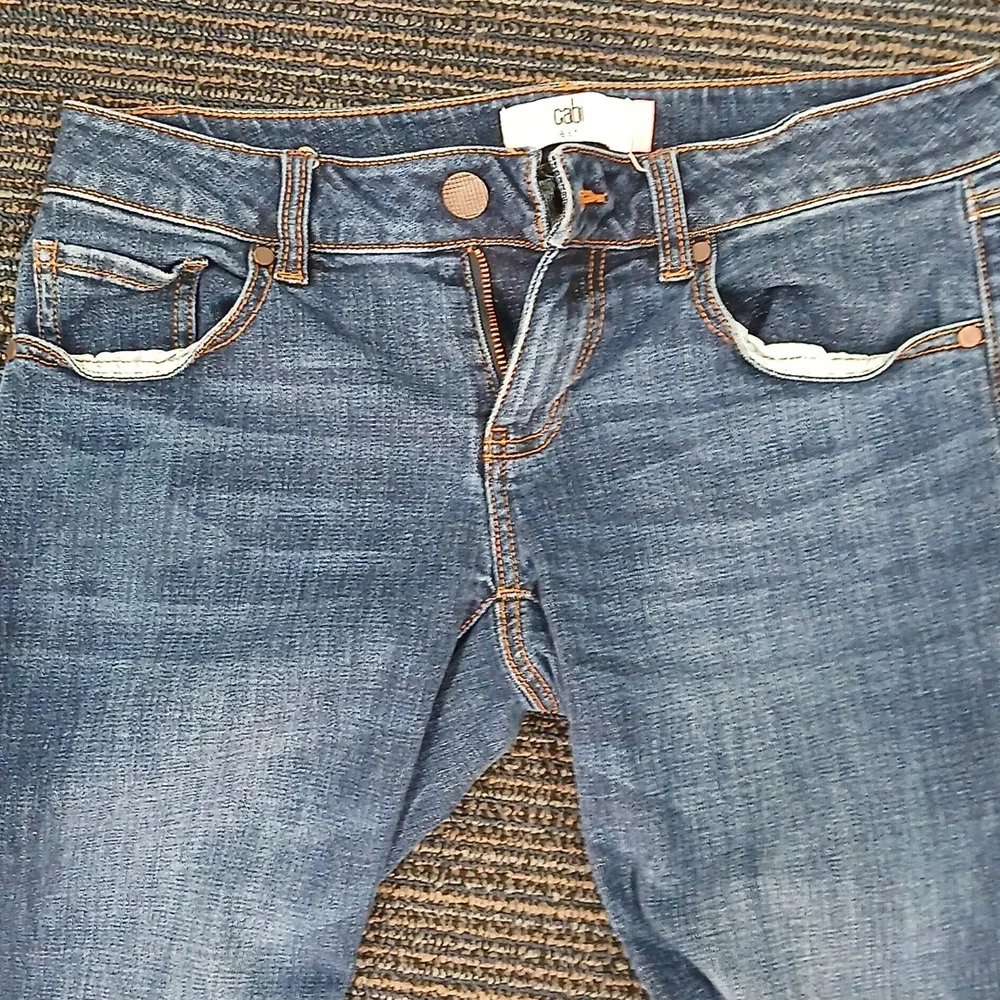 CAbi Women's Slim Boyfriend Denim Jeans 2 Tone Freyed Size 2 - Picture 5 of 9